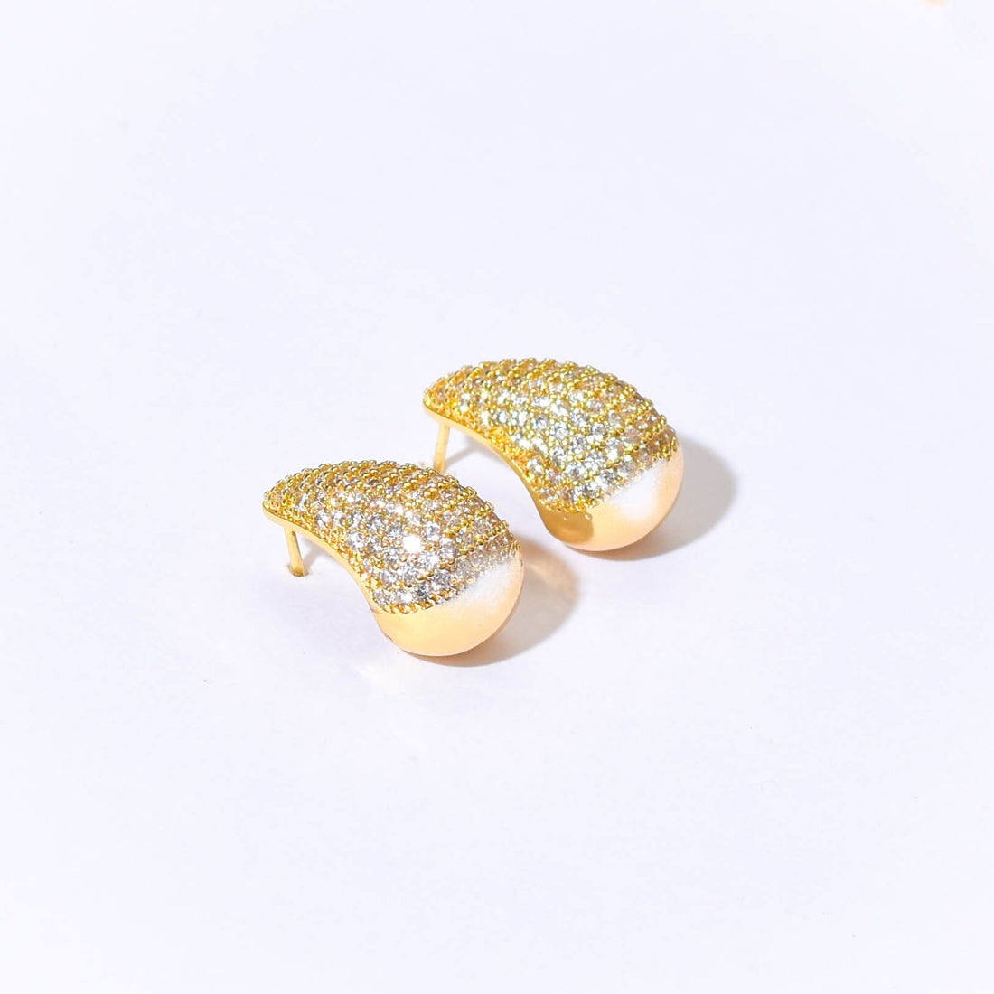 Nikita Studs