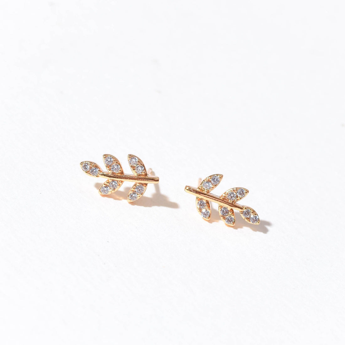 Sweet Pea Studs | Warm Gold