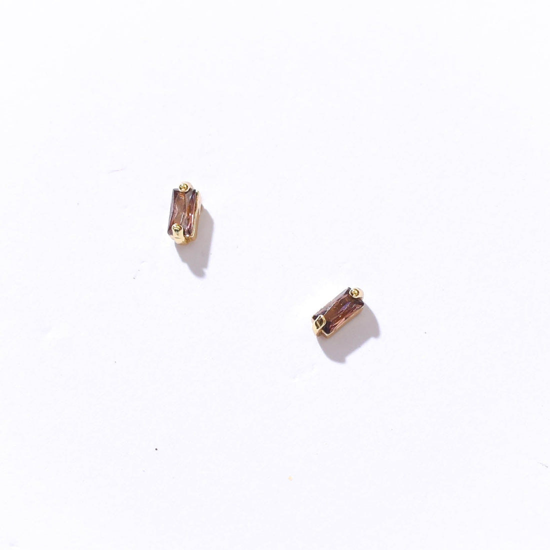 Inez Dainty Studs | Mauve