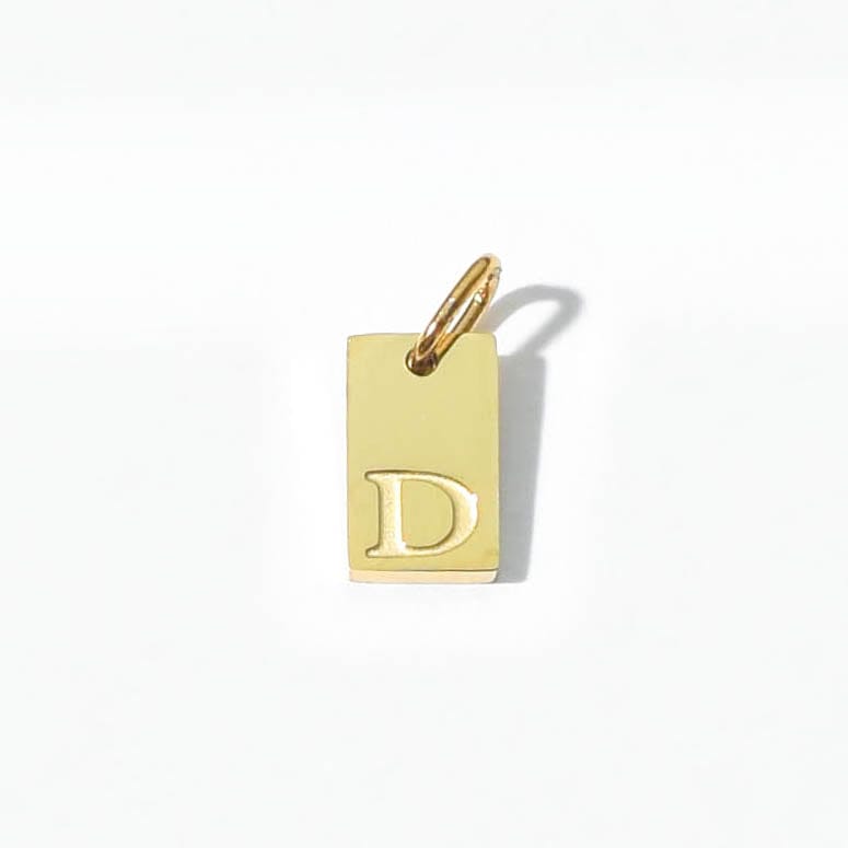 Alphabet D Charm | Gold